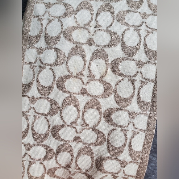 Coach Lurex Gold and White Scarf - Picture 2 of 5